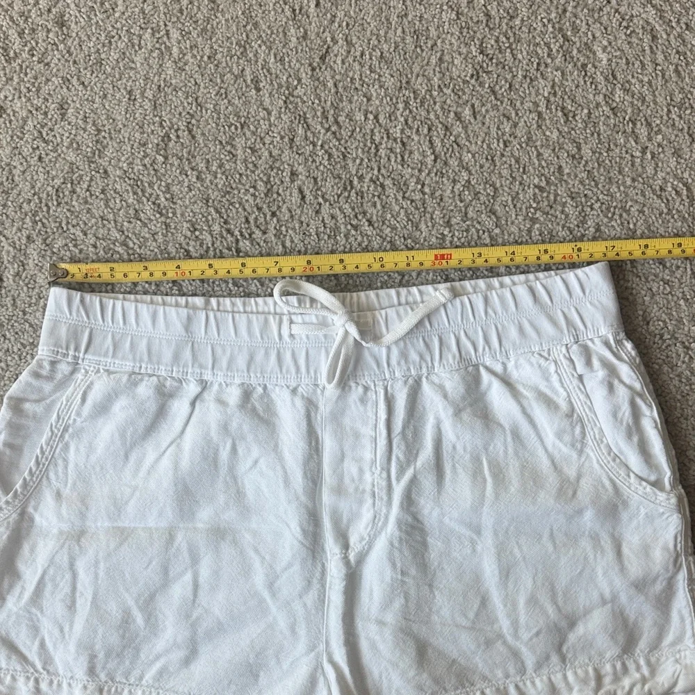 James Perse White 100% Cotton Drawstring Shorts - Women’s Size 8 / 3